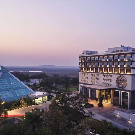 Eskay Resorts Mumbai  Buitenkant foto